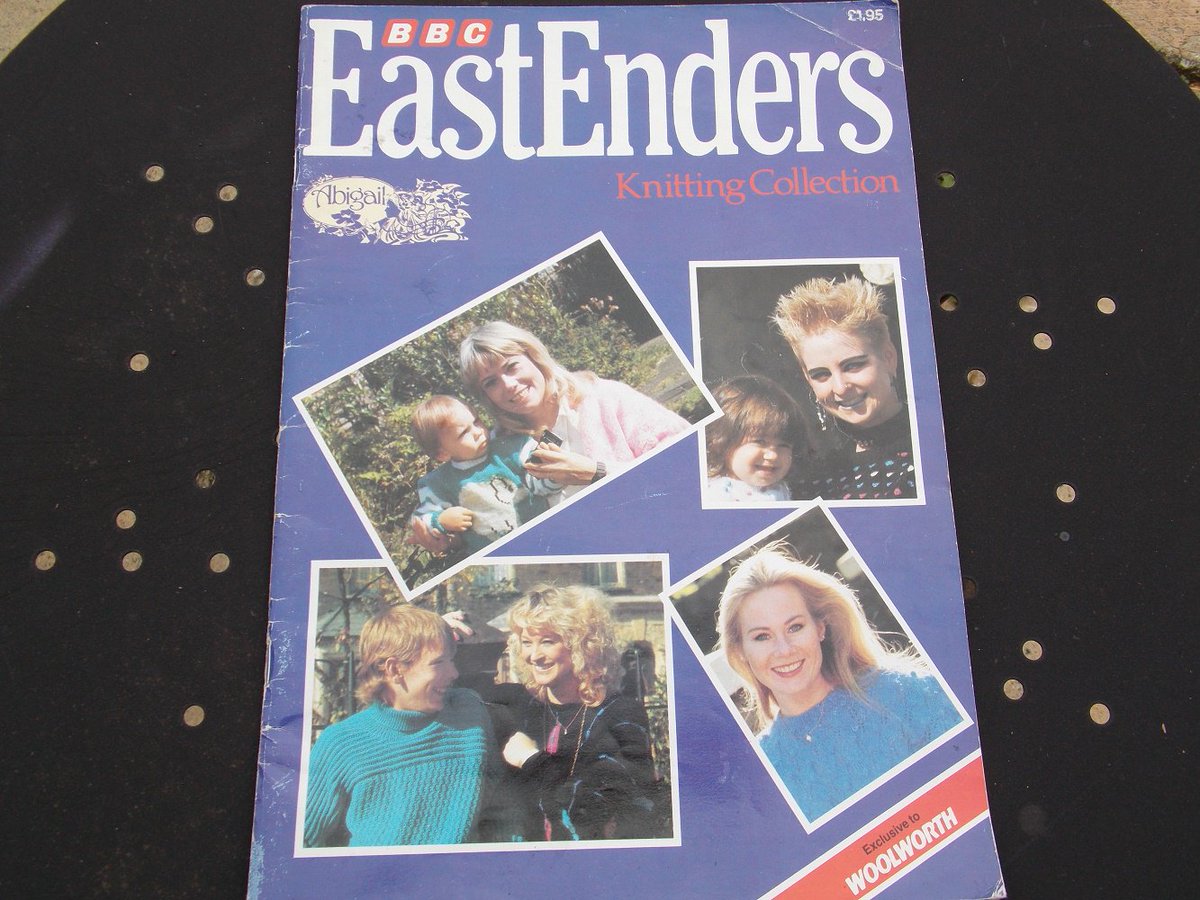 PurpleVVintage's tweet photo. #EastEnders #knittingpattern #patterns #knitting #english #vintage #patternbook https://t.co/8o8joeGFFc #pht16 #knitter #jumperpattern https://t.co/uPXp89qv4e