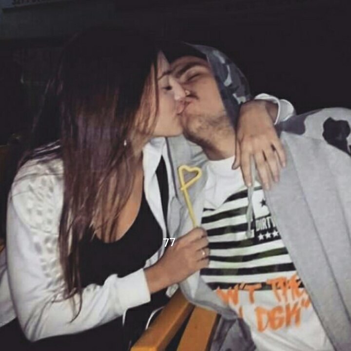 77clov's tweet image. Não vou viver sem te ver sorrir!!