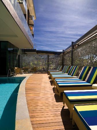 The pool at #VibeHotel #Darwin Waterfront is looking as enticing as ever. Weekend please come faster!