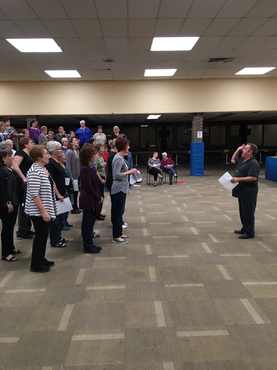 Yep. That's our amazing tenor section, front and center. 🎶