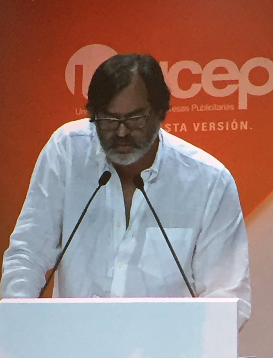 Merecido reconocimiento a Francisco Samper! Gran publicitario, gran persona! <a href="/SCOPEN_es/">SCOPEN</a> <a href="/MullenLoweSSP3/">Mullenlowe Group Colombia</a> <a href="/Ctgena_Inspira/">Cartagena Inspira</a>