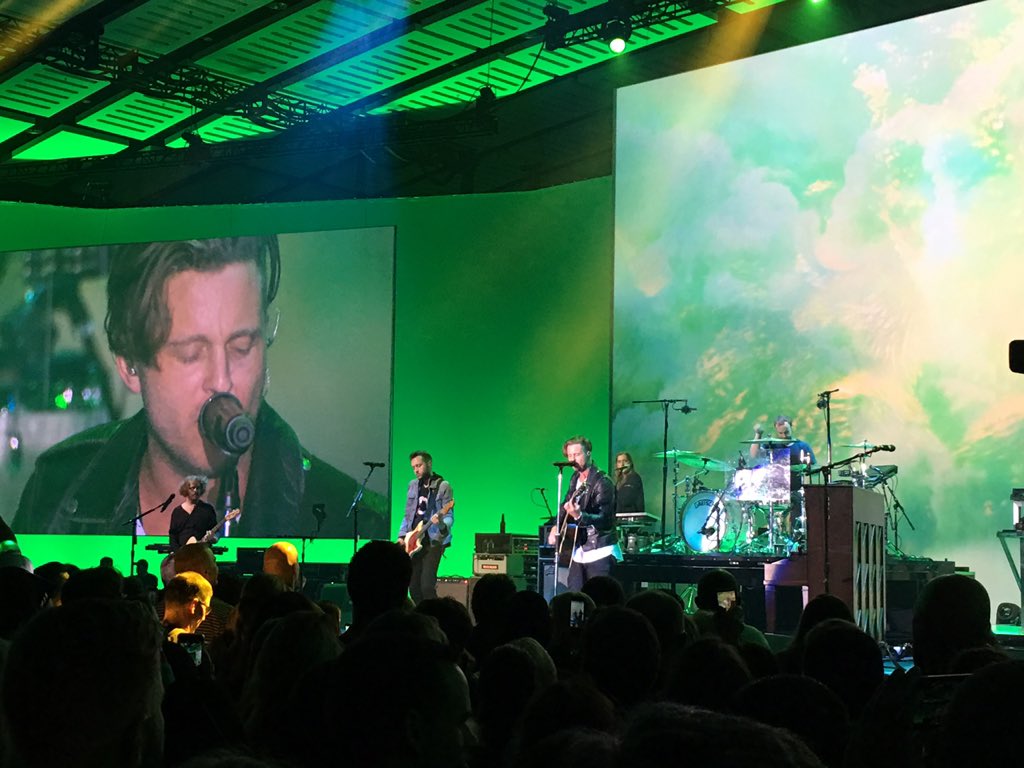 ckwok221's tweet photo. #OneRepublic https://t.co/n9mdU8W6EK
