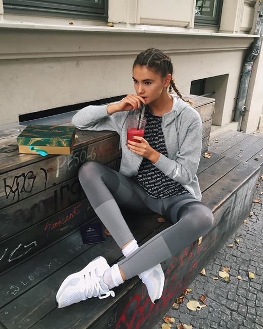 model_steffi's tweet photo. ❤️💪🏽 After-workout-feeling-love Fresh Up w @glossybox_de #g... #stefaniegiesinger https://t.co/5tpUKvgzEu https://t.co/yyvNYBcugM