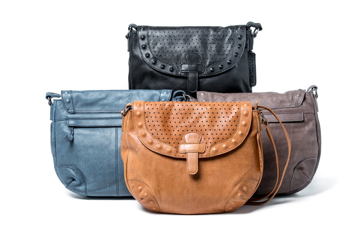 OranLeather's tweet photo. 'Lina' is one of new popular bags. She is a lovely soft smooth sling bag. Available in Black, Slate, Tan and Jeans. 
https://t.co/N3qi0Fgqhx https://t.co/f9QY8LEtLl