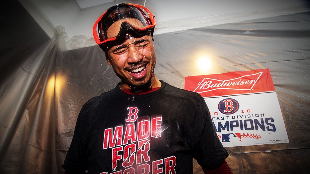 RedSox's tweet photo. Mood: 🙌🍾 https://t.co/ZSJfVJ1fLc