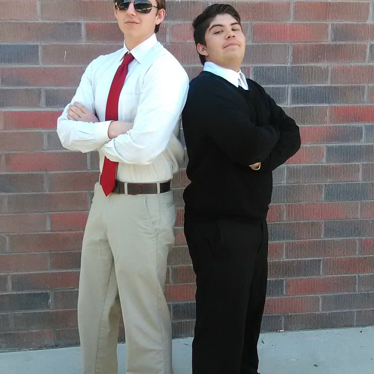 PhilipClay55's tweet photo. Prep boys #preppy #spirtweek https://t.co/Fy2rSpyOqL