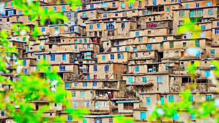 Iran_Style's tweet photo. The #picturesque #Dolab #Village, #Kurdistan , #Iran. #AzarRN #architecture #lifestyle #travel https://t.co/JD888Lgep6