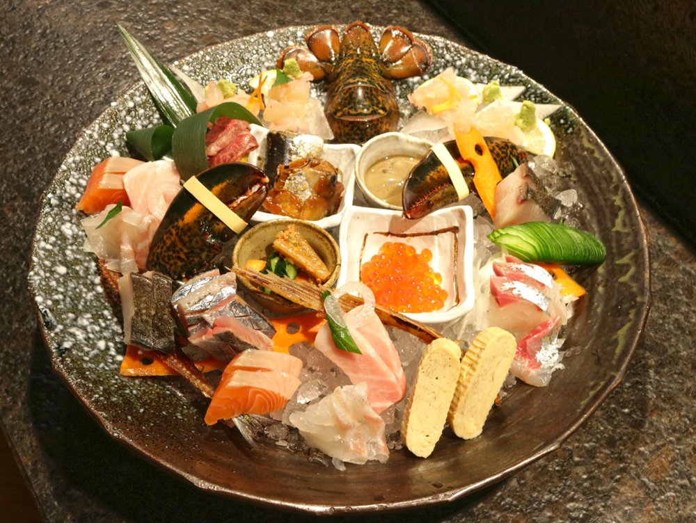 Kinkasushibarizakaya Auf Twitter カナダ産 活きロブスター刺身 プラッター 彡甘くてぷりぷりな身と美味しい醤油が絶妙に絡み合った絶品 新鮮な刺身がキラキラと宝石のようです ぜひ一度ご賞味下さい 渋谷 Shibuya 寿司 Sushi おしゃれ 炙り Aburi 新鮮