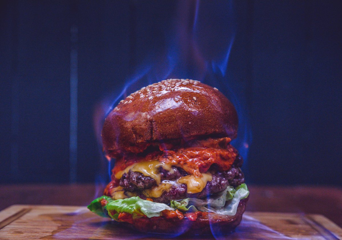 MacandWild's tweet image. Can you handle the heat? Coming soon for Halloween // THE EVIL-MOO // London's best burger got a monstrously spicy kick! *fire not included*