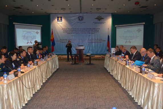 ОХУ-ын ДХЯ-ны дэд сайд Зубов.И.Н-ийн айчлалын хүрээнд Монгол Оросын хилийн бүсийн хамтын ажиллагааг ойртуулна mjia.gov.mn/news/rj/%D0%9C…