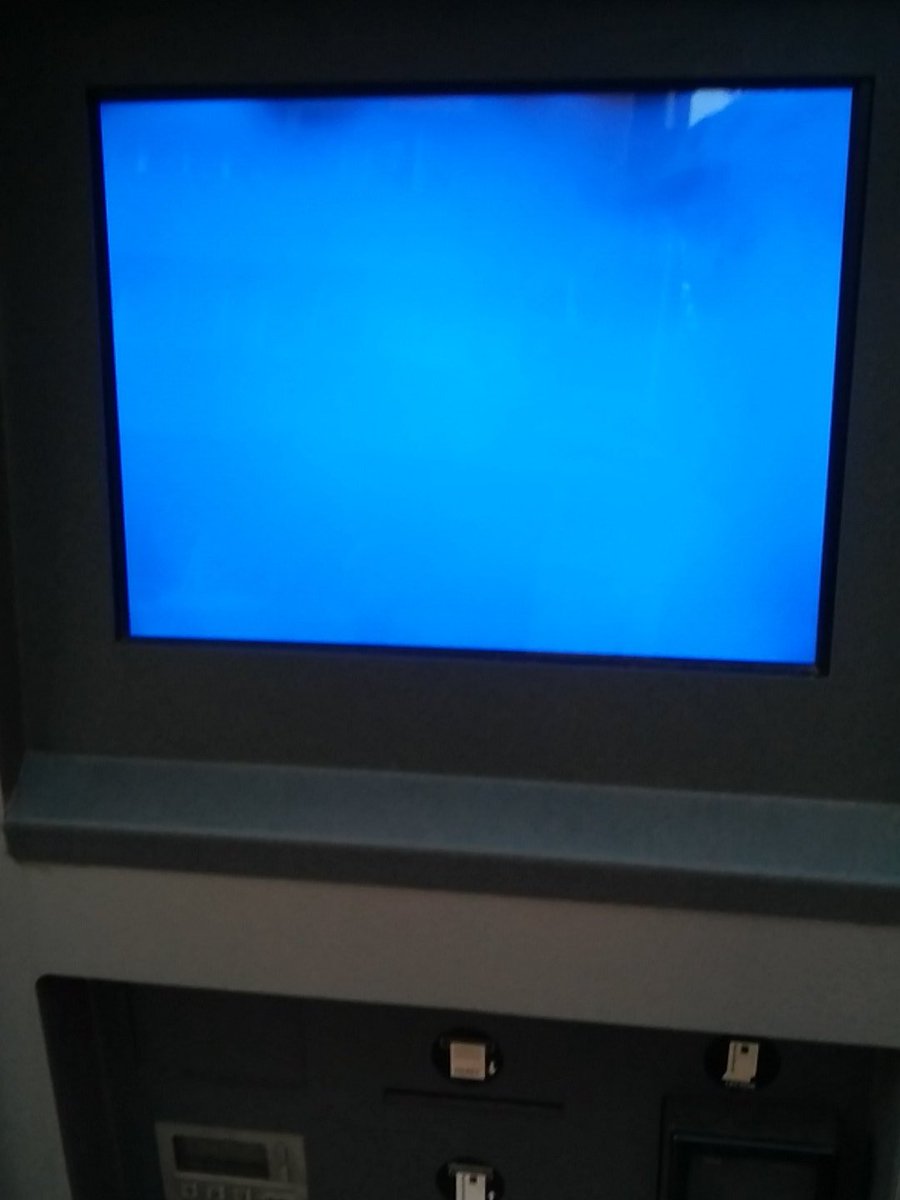 <a href="/BiciMAD/">bicimad</a> <a href="/BiciBAD/">BiciBAD info BiciMAD</a>  Así esta desde hace más de una semana... Totem 82