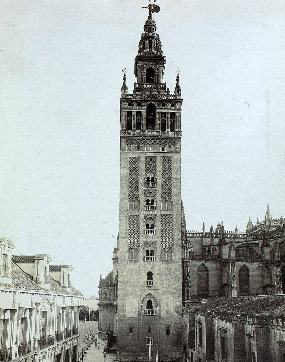 Catedral de Sevilla tweet media
