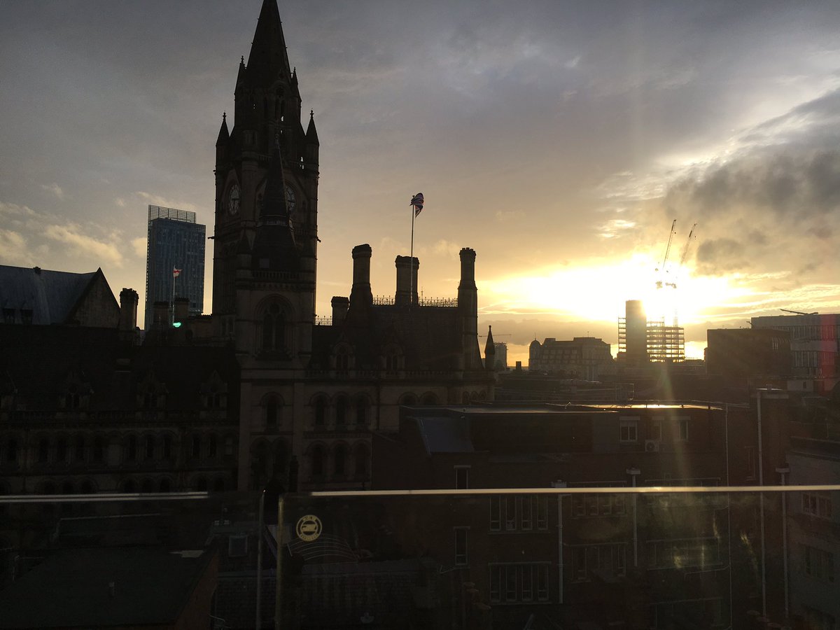 Planner_Amy's tweet photo. Great @turleyplanning client event last night #planning #rooftopterrace #views #manchester #north https://t.co/f0RAcc8kBA