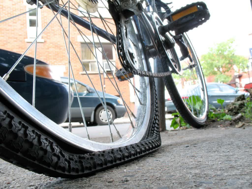 Cycle_Confident's tweet photo. Tyre pressure – what's it all about and should you care about it? https://t.co/wjSYNjmdX8 #cycling via @londoncyclist https://t.co/0VQcvfuLVL