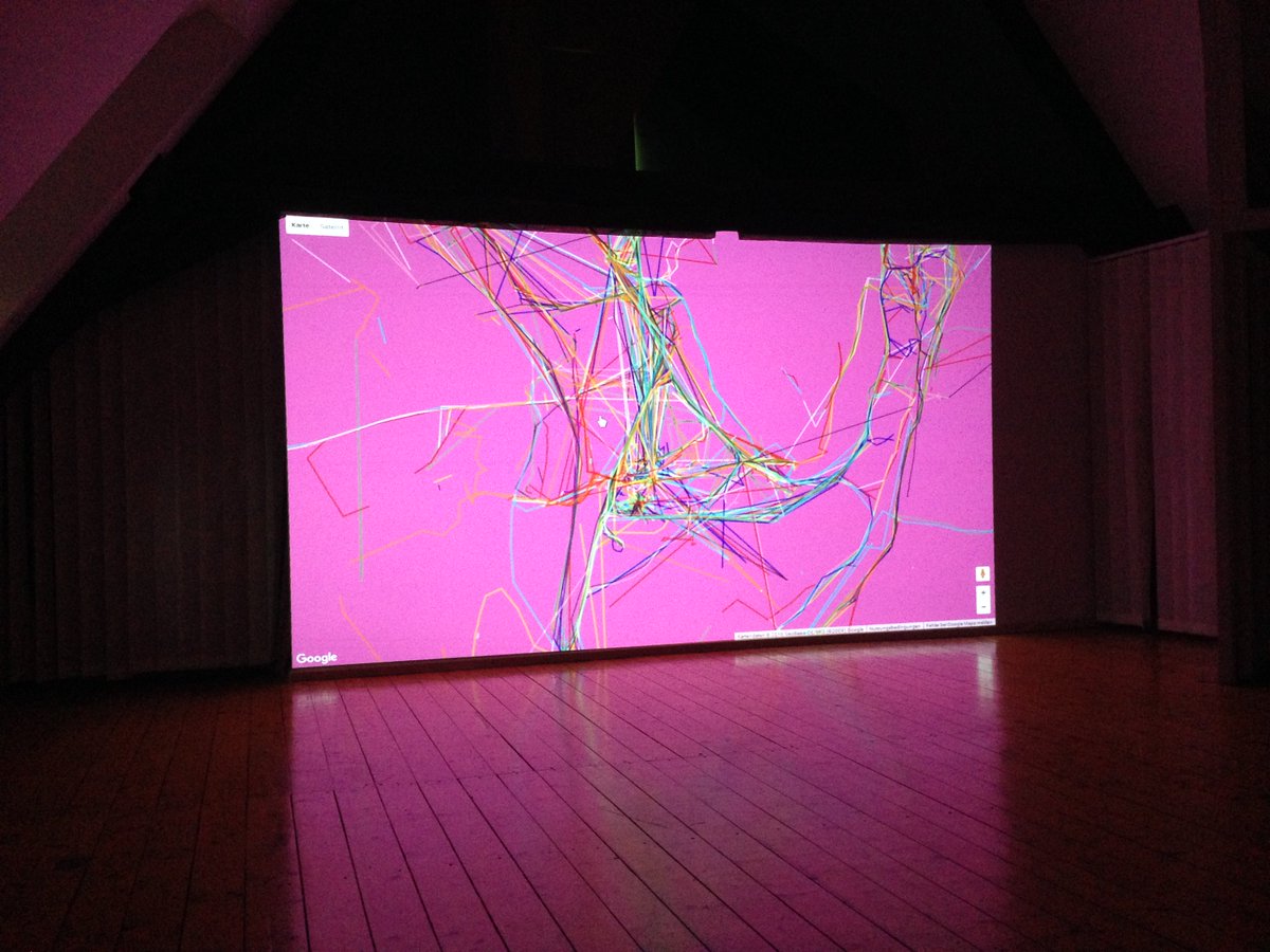 FlorianMehnert's tweet photo. @NeuerTag, partizipative Kunstinstallation als Reflexion über #BIGDATA und #Privatheit, https://t.co/jQpxsDJcLr https://t.co/w4keQ8ZTCb