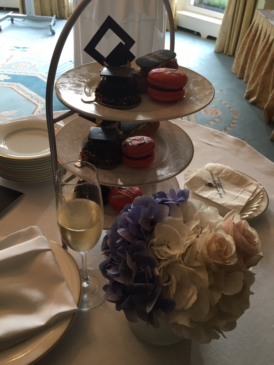 DzhalevaAsya's tweet photo. #LovedPlayingTheBodhran  #ThankYou for the treats and the amazing experience @theshelbourne @MeetInIreland https://t.co/BOfoRyN8nf