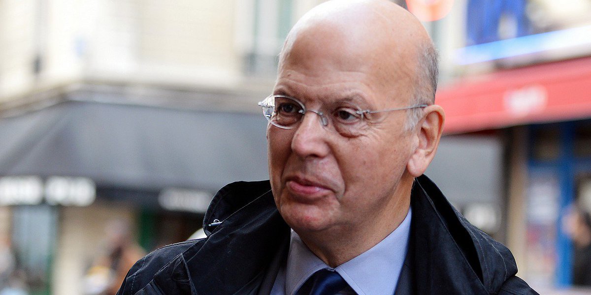 Europe1's tweet image. Club de la presse : Patrick Buisson sera l'invité de @nicolaspoincare de 19h à 20h sur @Europe1 bit.ly/2dBH47c #E1Soir