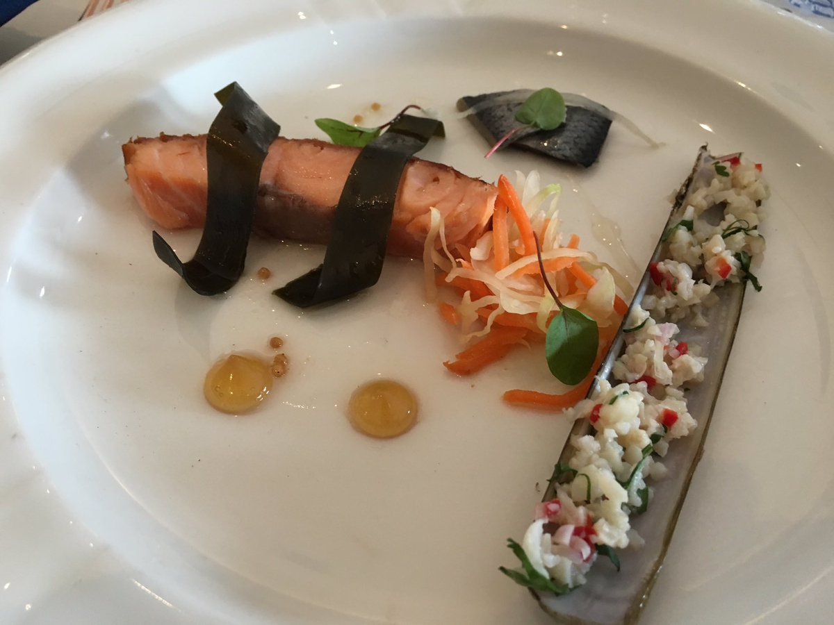 DzhalevaAsya's tweet photo. Amazing Lunch @Connect16_info #ThankYou @MeetInIreland @Conference_Cork #MakeItDublin #connect16cork https://t.co/VltApHwqwa