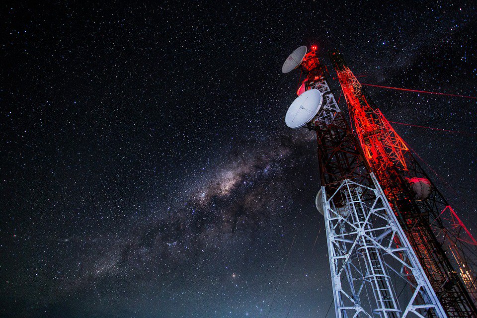 MasterTelecoUV's tweet photo. Ventajas de estudiar un Máster en Ingeniería de Telecomunicación en la @UV_EG https://t.co/pbeFoBfPZp https://t.co/ZIvIG3geG1