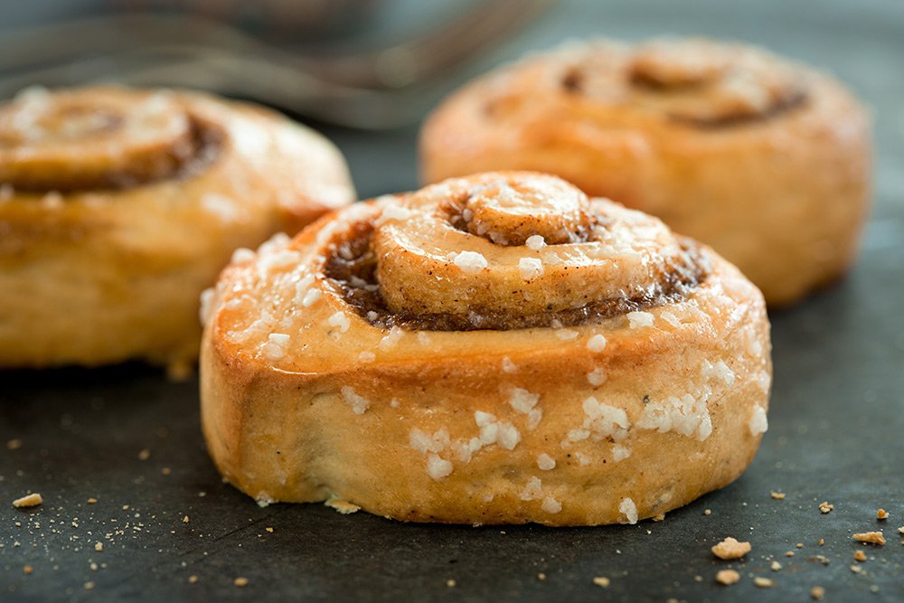 SpeedLedger's tweet photo. Taggad inför kanelbullens dag nästa vecka? Så här bokför du kanelbullen: https://t.co/pmwohjk5Iw #kanelbullensdag #speedledger #bokföring https://t.co/JAw7A0qgy4