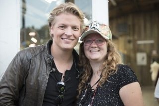 SGeugjes's tweet image. Met Thomas berge op foto hmm op 23 september