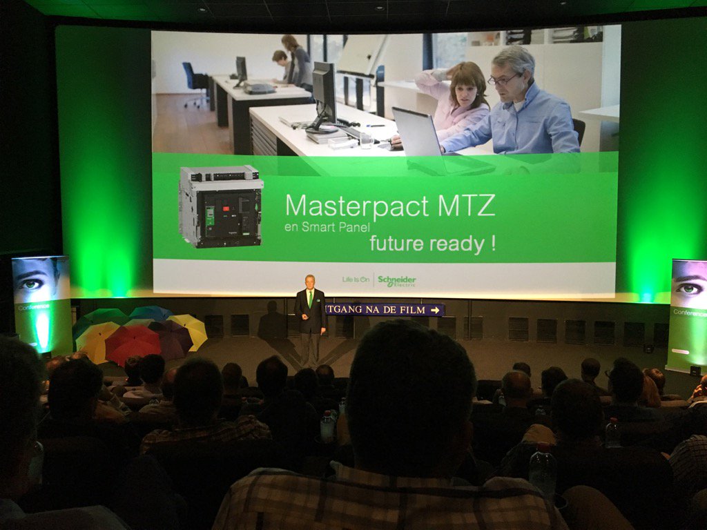 De voorstelling van de Masterpact MTZ in Kinepolis Kortrijk <a href="/SchneiderElecBE/">SchneiderElectric BE</a> <a href="/JVerdickt/">Joris Verdickt</a>