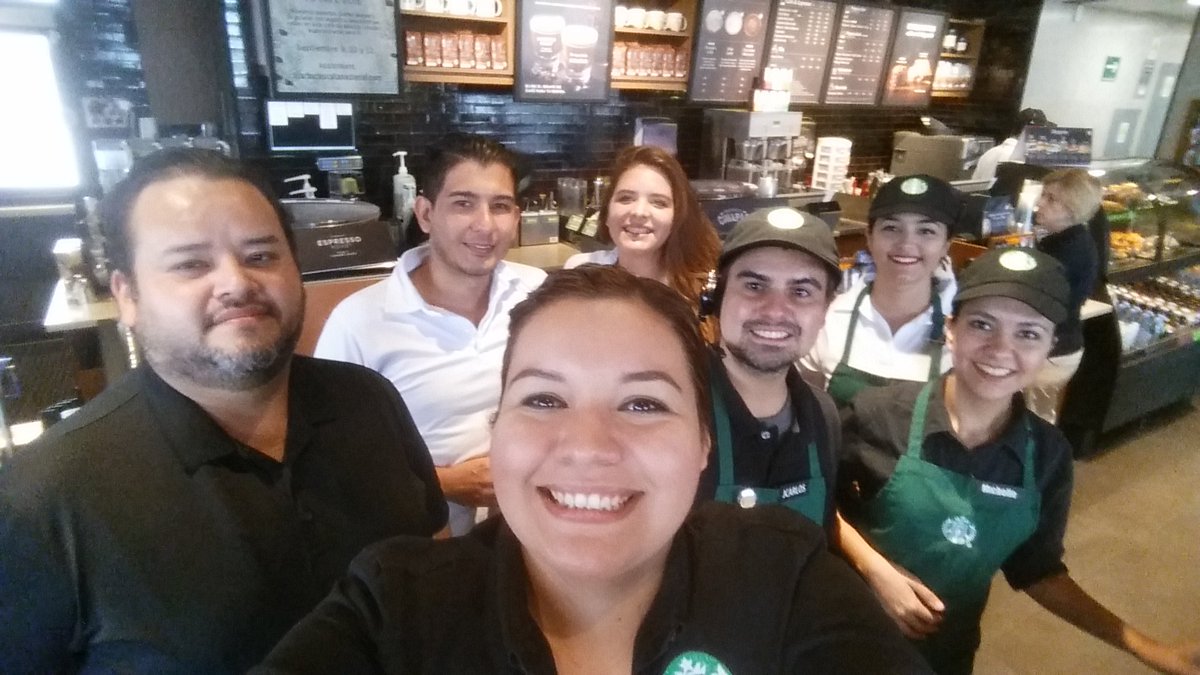 penha_ed's tweet photo. #teamcafe #NationalCoffeeDay @StarbucksMex @siempremedejaz https://t.co/yey66uQIT4