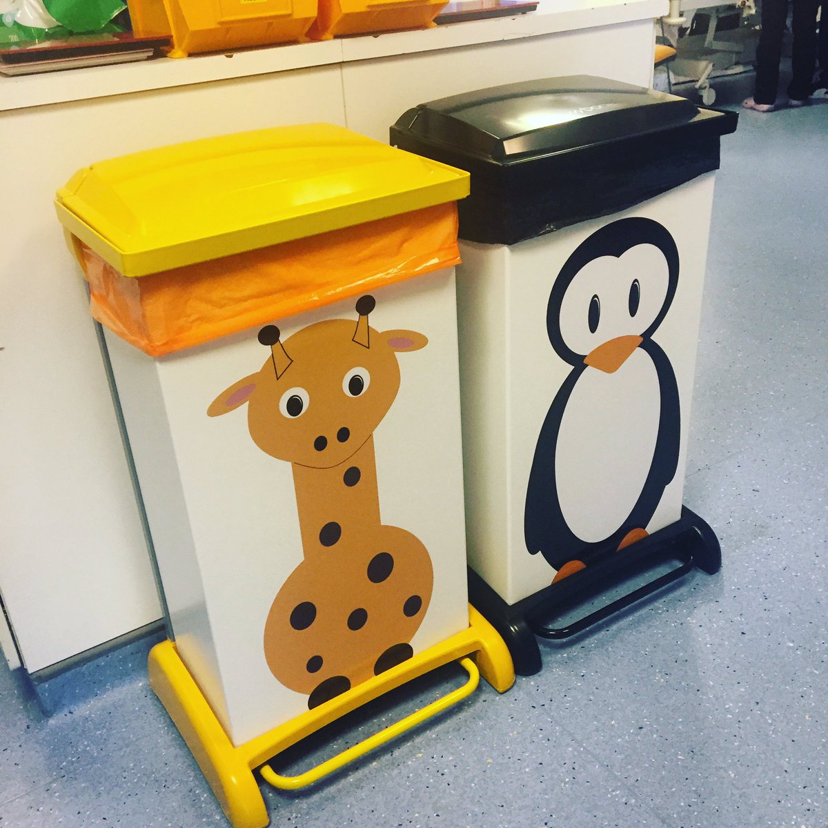 NursePicu's tweet image. How you bin doing?! We welcomed some adorable new members to the PCC team today 🐧 #childfriendly #oxpaedscriticalcare #funandfunctional