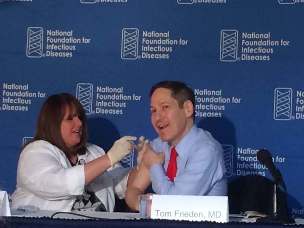 JBSLAFF's tweet photo. @schoolnurses Dr. Tom Frieden showed by example the importance of getting a flu shot at press conference #FightFlu https://t.co/13IdGGFh5o