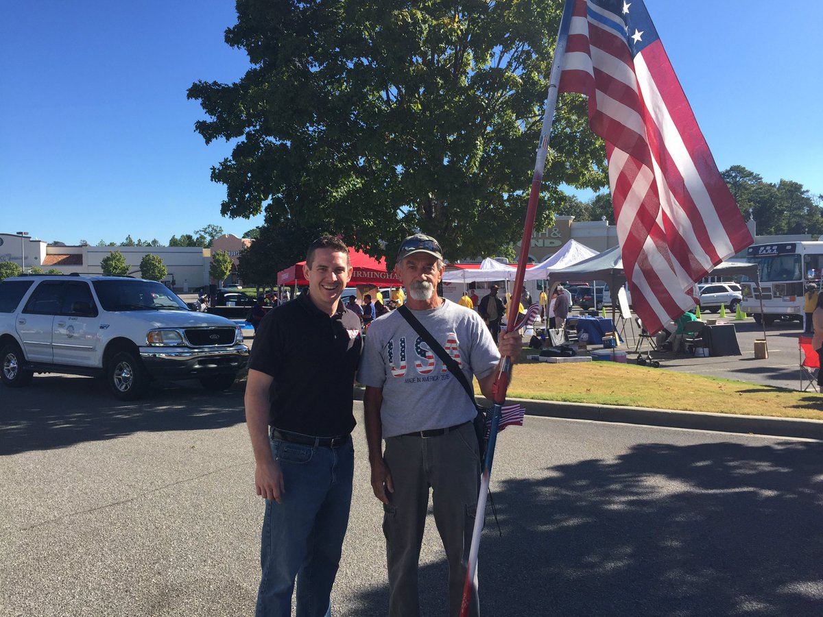 MichaelSmithWX's tweet photo. .@WIAT42 @Nate_HH #BeReadyDay #FlagFlying @JeffCoToday https://t.co/rdYzIbw2NC