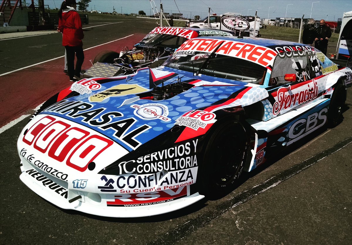 HernanZiaurriz's tweet photo. La chevy de @cechevarria ya esta en el autodromo! #TCConcepcion 🏁🚗 https://t.co/ILjMeTiAu5
