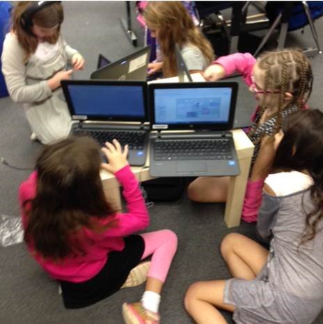 oakhilles's tweet photo. Oak Hill 4th graders listening to a podcast about the Great Dismal Swamp.  #FCPSOn #digitalinteractivenotebook #region5proud https://t.co/fBSQufSSTU