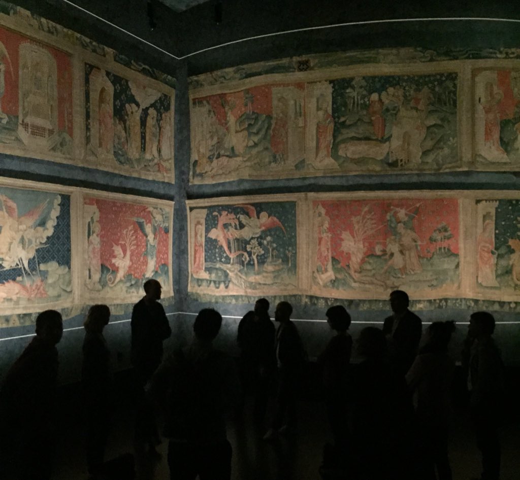 PRI_iDEV's tweet image. Merci à tous d'avoir participé à notre atelier iDEV et merci à @herveyannou pour la visite commentée du Château d'Angers @leCMN