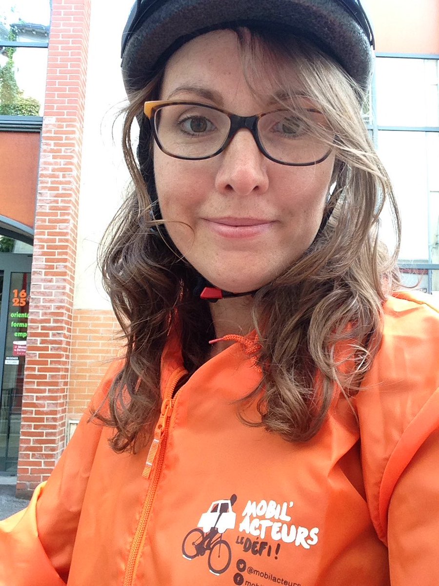 sabou80's tweet photo. 17 minutes de Saint Gregoire pour rejoindre le centre de Rennes avec mon petit joujou 🚲☀️😊👍🏻 Merci encore @mobilacteurs @TERBretagne https://t.co/urP3pO2qoz