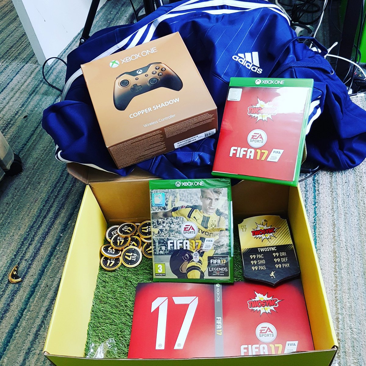 TwoSyncOfficial's tweet photo. Thanks @EASPORTSFIFA for this insane #FIFA17 care package!! https://t.co/3cypiEAY79