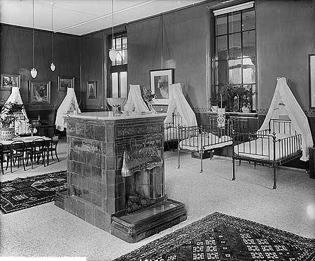 _tetragon's tweet photo. Where I work, the Temperance Hospital on Hampstead Rd, c. 1873. It didn't look quite like that when @CMDNCollective first started work on it https://t.co/CgKnpgEac8
