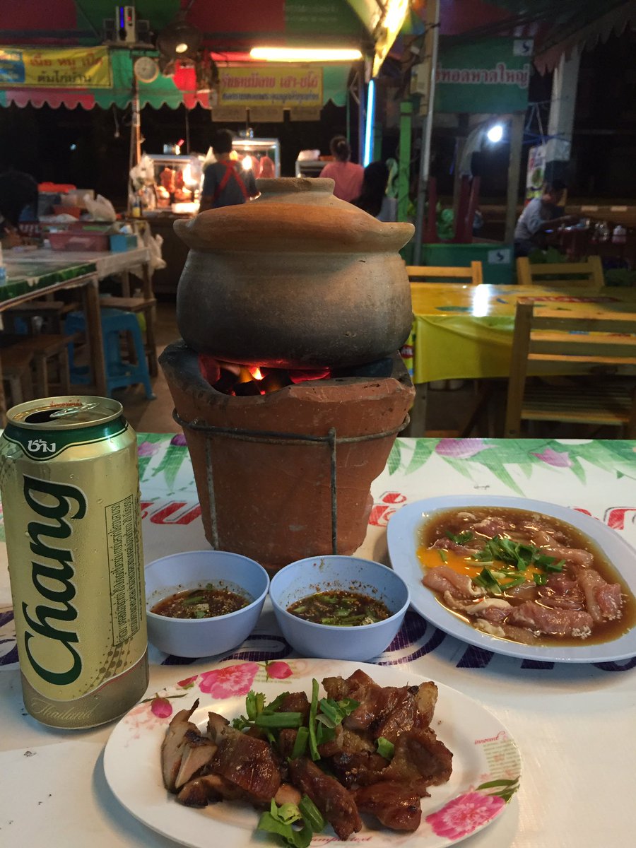 GoldJacket's tweet photo. จุ่ม #love #TagsForLikes #photooftheday #me #cute #igers  #instagramers #follow #smile #followme #photo #life #funny #cool #hot #bored https://t.co/1k4JeJ8ZN8