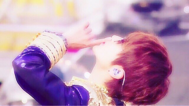 junta_aaa's tweet photo. にっしーHappy Birthday🎂💕

#AAA
#西島隆弘生誕祭 
#Nissy30thBD https://t.co/6sXRbP9iO5
