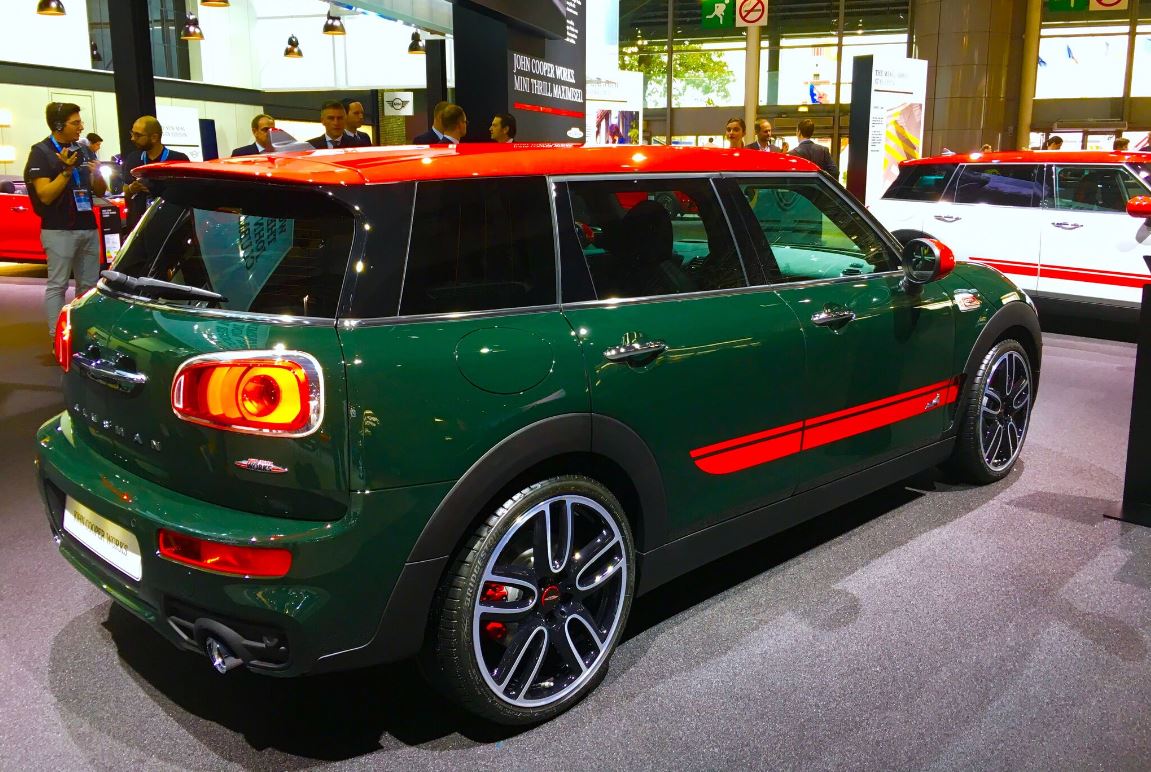 globedrive's tweet photo. New - not so mini - Mini Clubman JCW to come standard with AWD #ParisMotorShow https://t.co/3rJ9kQsBmu https://t.co/BprzhuoNE6