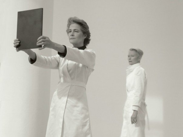 Les images fantômes de Charlotte Rampling et Tilda Swinton bit.ly/2cEfFnS <a href="/gsarratia/">geraldine sarratia</a>