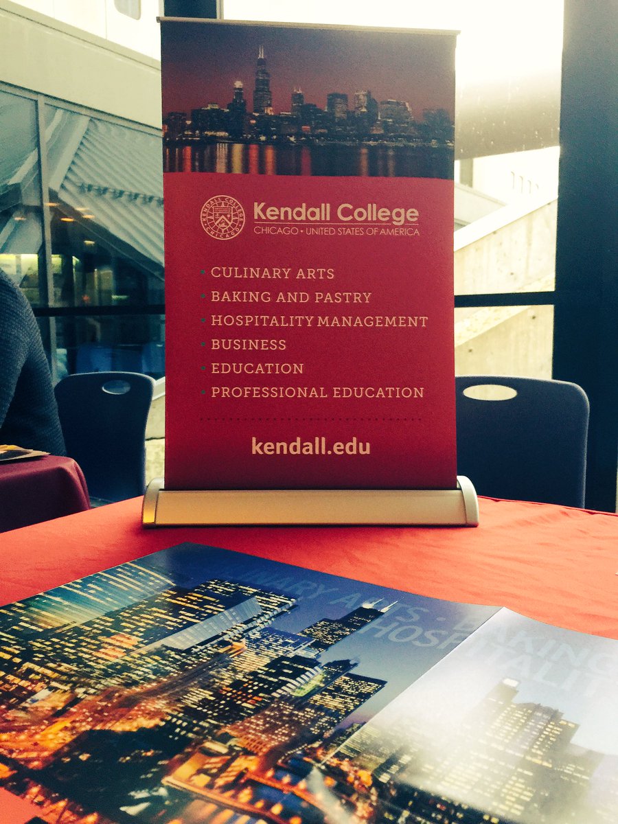 JTKendallField's tweet photo. PICU Transfer Fair @Wright_College . Come see why employers want Kendall College graduates! @KendallCollege @ChiCityColleges https://t.co/dTWFybVid7