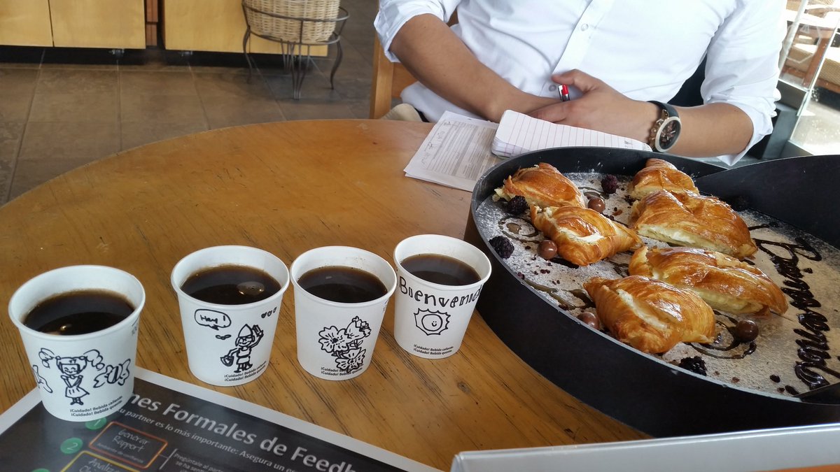 penha_ed's tweet photo. #teamcafe #NationalCoffeeDay @StarbucksMex @dcae24 @jjmurga cálidas bienvenidas, momentos que inspiran https://t.co/fzeXtJoSzm