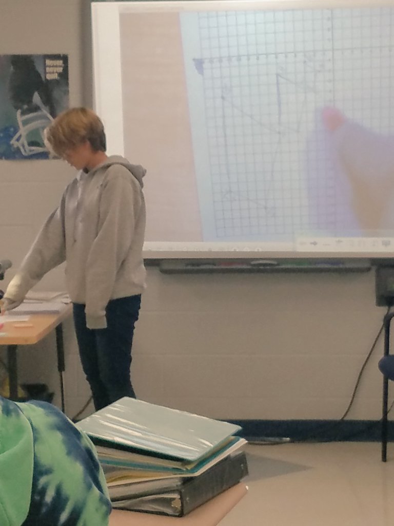 mrseubanks_ccsd's tweet photo. Students presenting and explaining their dilation creations. #cambridgepride #gocats #geometryiscool https://t.co/t0TdHjxfES