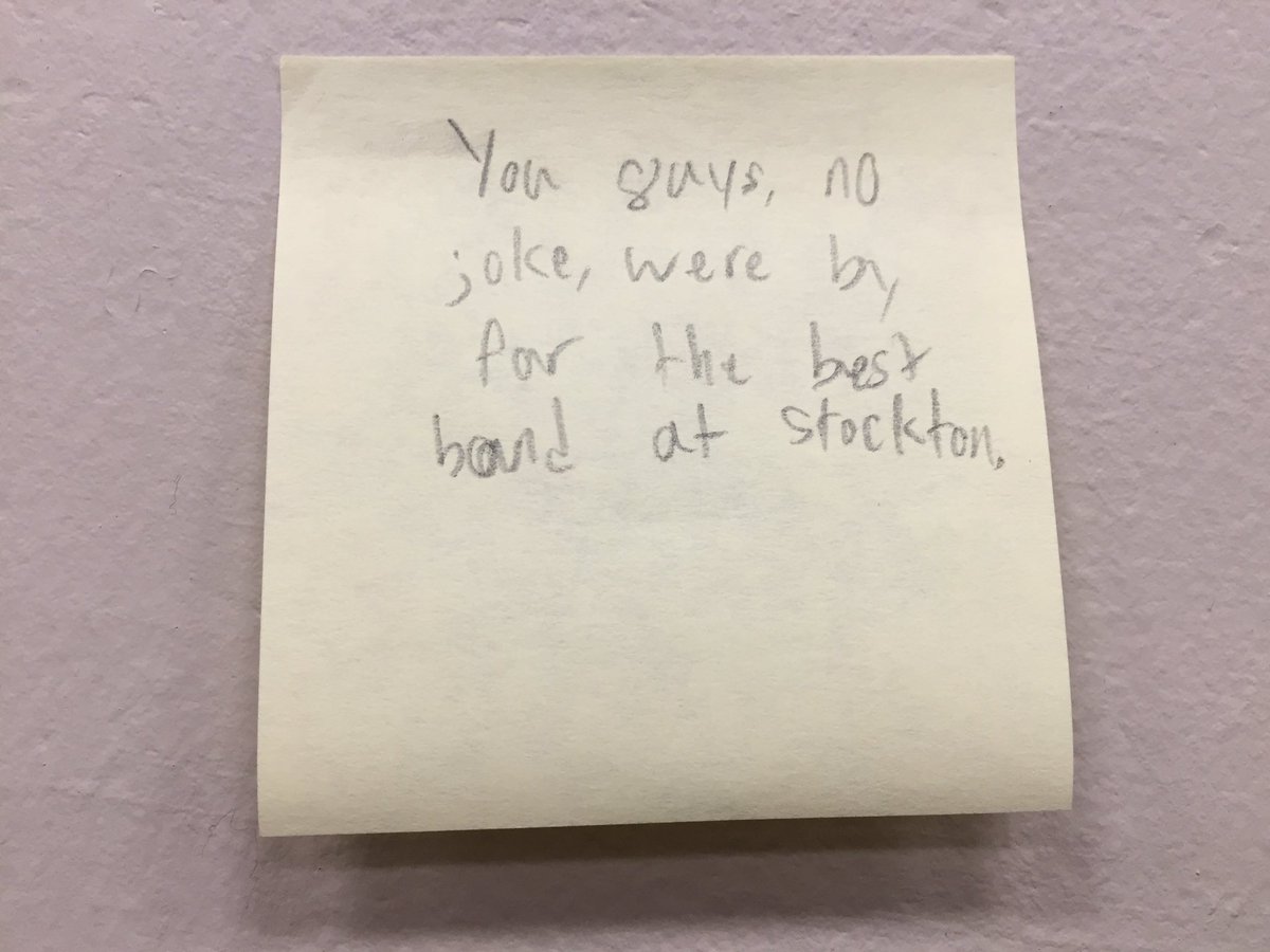 CleverBands's tweet photo. One reason our band/school is so great is because students do things like this! I found encouraging notes all over the room this morning. https://t.co/iiaukl94RC