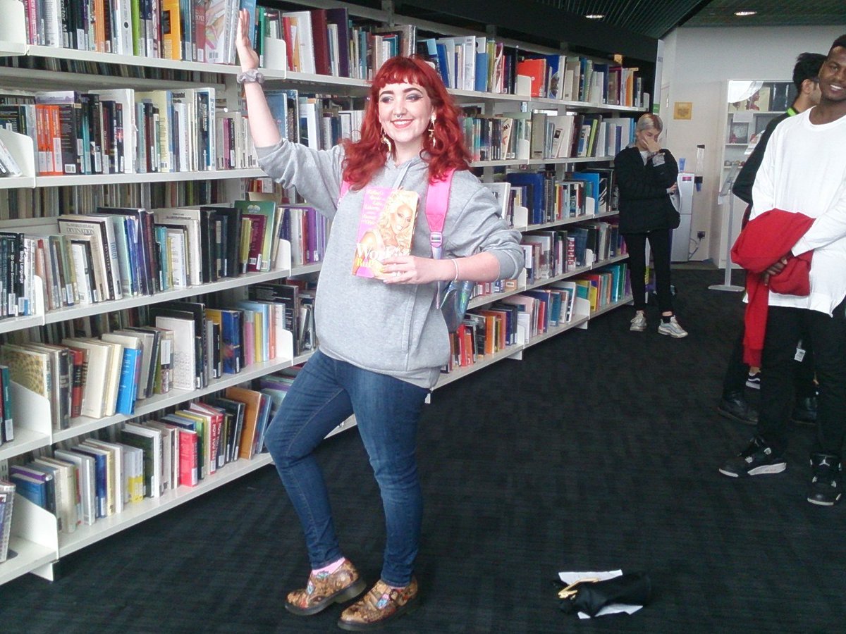 four_trail's tweet photo. #ravestudyzone #joinravensbourne #mikehunter https://t.co/1jVofQCsF5