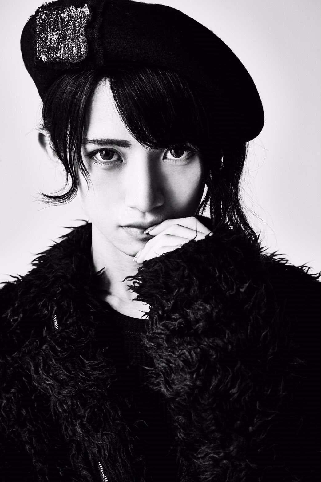 Skylight とまん  / X