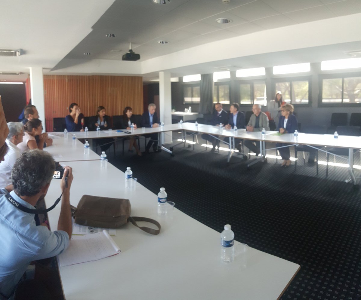 Immunopole's tweet photo. Marseille @Immunopole, visite de@MartineVassal, Présidente @le_cd13 @EricVivier1 @InnatePharma #mimabs https://t.co/R5alfv6ljY