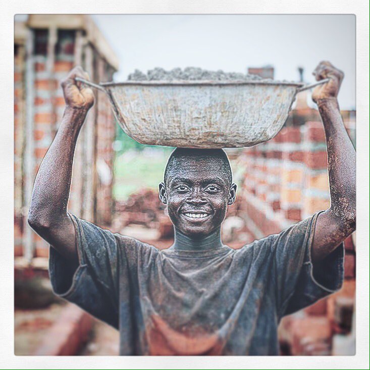 onBoundaries's tweet photo. #rebuilding after #disasters means dealing with #people fostering #community https://t.co/Y2ebWvuC2S  #buildingpeace #resilience #nofilter https://t.co/OwjMMuRysH