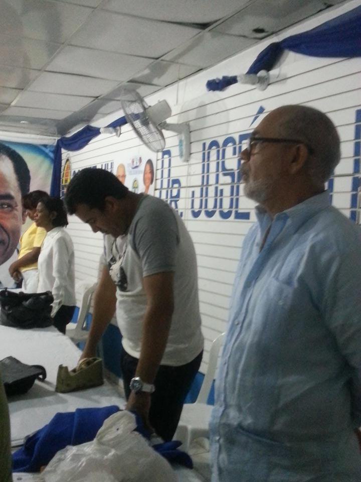 MIPRD16's tweet photo. QUEREMOS INFORMAR EL FALLECIMIENTO DE NUESTRO LIDER Y PRESIDENTE PROVINCIAL DE NUESTRO PRD LA ROMANA EL DR AGRAMONTE.PAZ A SU ALMA. https://t.co/Ockt2VJ7jf