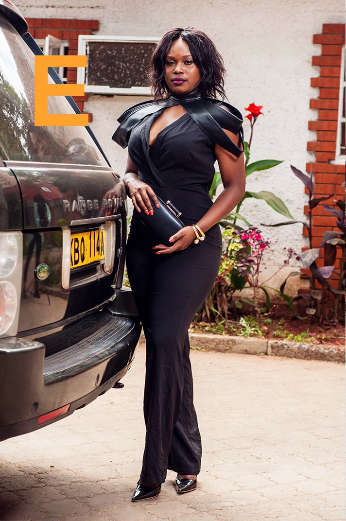 glamourjesse's tweet photo. Which Is Your Fauvorite Black? https://t.co/RmcSzPwVGQ #convettegroup #jessyomwa #ItsAdorableWhen https://t.co/osQqBwudoo